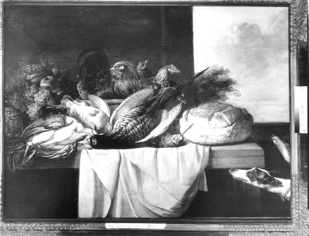Sotheby's — Autore non indicato - sec. XVII - Natura morta con selvaggina, galline in un cesto, pane e frutta — insieme